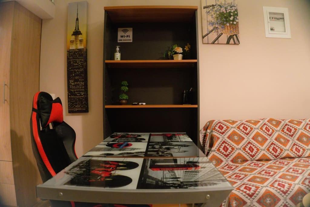 Modern Cozy Appartment In Солун Екстериор снимка